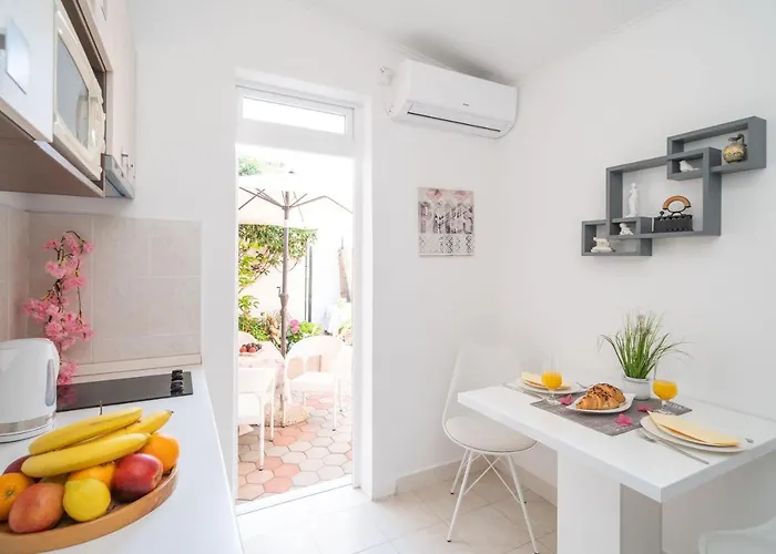 Santa Апартаменты *