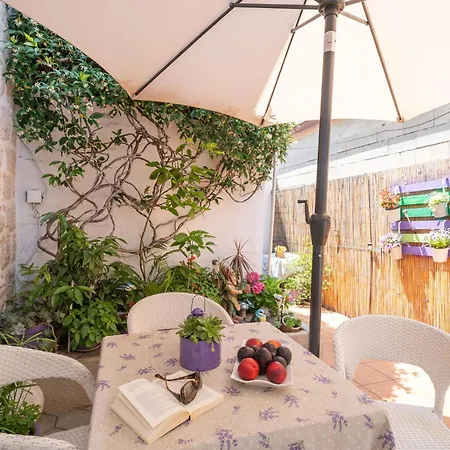 Апартаменты Santa *